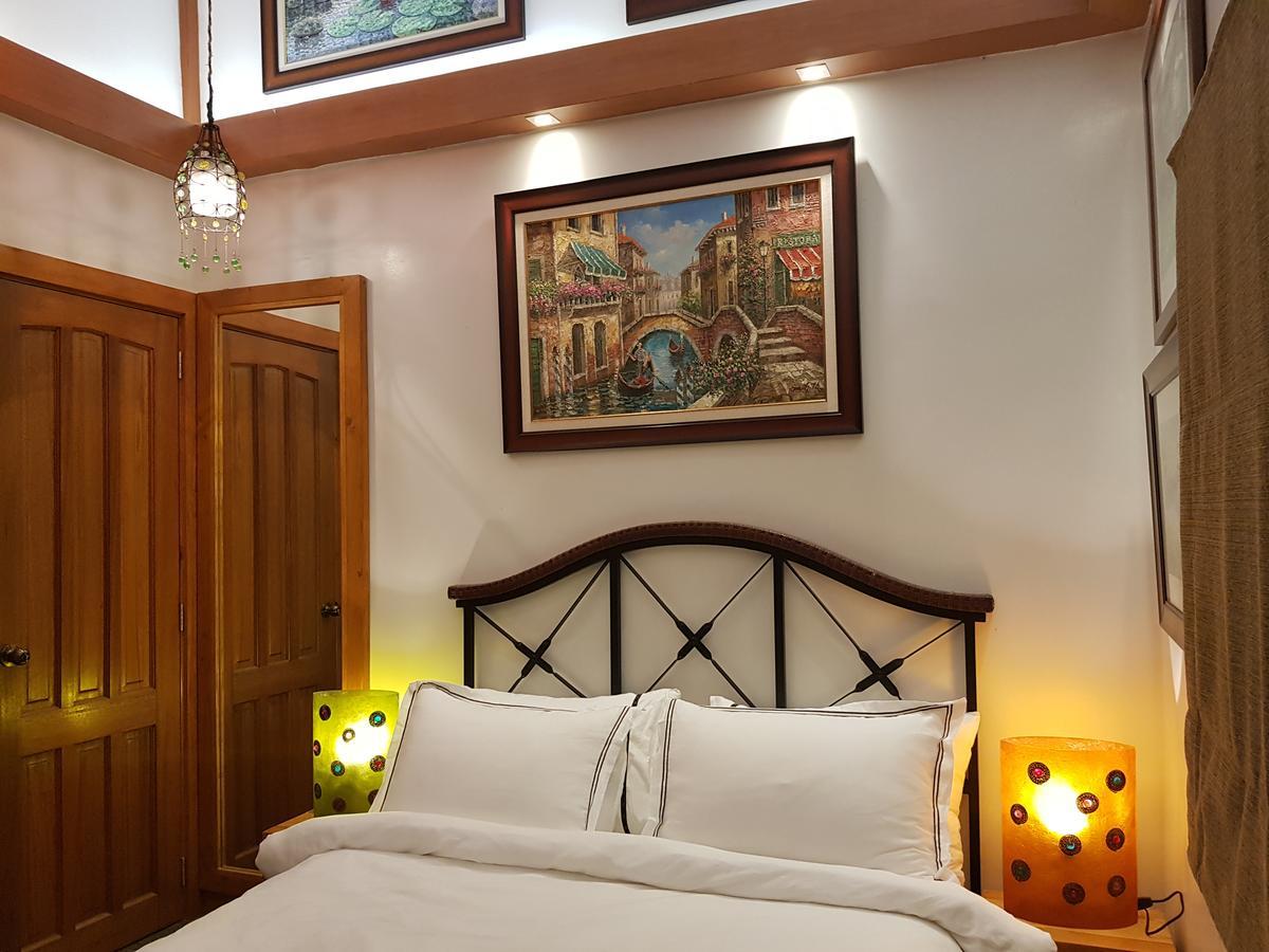 Stay Amare Villa Maria 2 Bacolod Bagian luar foto
